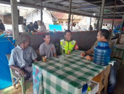 Babinsa Koramil 04/Beutong Ciptakan Kemanunggalan TNI dengan Rakyat