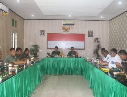 Dandim 1801/Manokwari Paparkan Progres TMMD Ke-121 Kepada Tim Wasev Mabesad