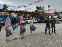 Peringati HUT RI Ke – 79,Babinsa Koramil 0907/01 Tartim Siapkan Perangkat Upacara Siswa – Siswi SMU Ulul Albab Tarakan