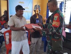 Danpos Ramil 1801-01/Manokwari Serahkan Hadiah Lomba Kebersihan Di Distrik Manokwari Timur