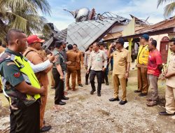 Pjs. Danramil 18/Trienggadeng Dampingi Forkopimda Pidie Jaya Tinjau Lokasi Dampak Angin Puting Beliung