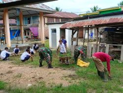 Peduli Kesehatan Terhindar Wabah Penyakit, Kodim 1412/Kolaka Bersama Masyarakat Karya Bhakti Bersihkan Pasar Tradisional