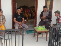 Babinsa Koramil 05 Ulaweng Melaksanakan Komsos Di Rumah Warga Binaan