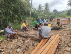 Babinsa 09/Lappariaja Laksanakan Komsos Bersama Warga Desa Tonrongnge