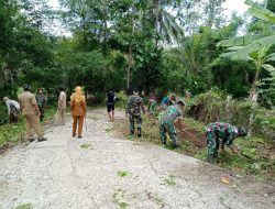 Anggota Koramil Libureng Turut Bersihkan Lingkungan Di Wilayah Desa Mattirowalie Bersama Pemdes Dan Warga