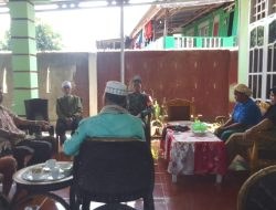 Jelang Pagelaran Pilkada 2024, Babinsa Koramil 1425-04 Kelara Giat Melaksanakan Komsos