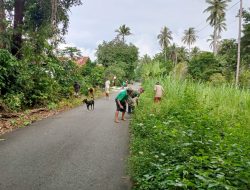 Babinsa Koramil 05/Sinjai Selatan Kodim 1424/Sinjai Karya Bakti Bersama Warga Bersihkan Saluran Air
