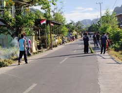 Babinsa Koramil 1422-02/Bantimurung Laksanakan Pemantauan Wilayah dan Karya Bakti Bersama Masyarakat Kelurahan Kalabbirang