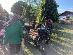 Peduli Terhadap Lingkungan Babinsa Koramil 1425-04/Kelara Bersama Warga Dan Mahasiswa Gelar Karya Bakti Pembersihan Saluran Air