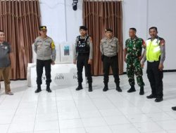 Babinsa Desa Camba Camba Kawal Pendistribusian Logistik Pilkada Serentak tahun 2024