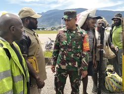 BERIKAN RASA AMAN MENJELANG PELAKSANAAN PILKADA SERENTAK TA. 2024 BABINSA AKTIF MONITORING KEGIATAN MASYARAKAT DI WILAYAH BINAANYA