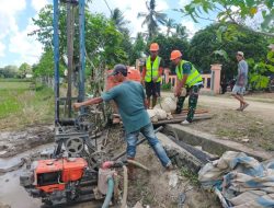 Babinsa Koramil 19/Kahu Genjot Pengeboran Sumur Untuk Sawah Tadah Hujan Di Dusun Maradda