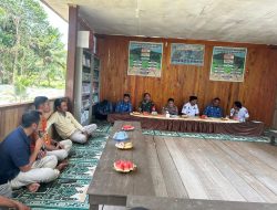 Babinsa Koramil 1407-02/Dua Boccoe Hadiri Acara Adat Tudang Sipulung Di Desa Cabbeng