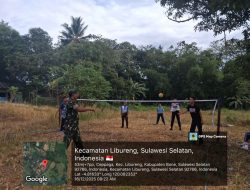 Aksi Babinsa Koramil 1407-14 : Dampingi Siswa SMPN 1 Libureng Berlatih Sepak Takraw Di Ceppaga