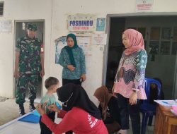 Kawal Kesehatan Generasi Bangsa, Aksi Babinsa Koramil 1407-19/Kahu Pantau Layanan Posyandu