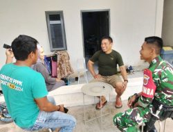 Kawal Wilayah Tetap Kondusif, Babinsa Koramil 14/Libureng Kodim 1407/Bone Intensifkan Komsos Di Desa Mario