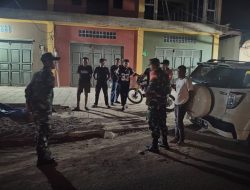 Patroli Malam Babinsa Kodim 1407/Bone : Upaya Preventif Cegah Gangguan Kamtibmas