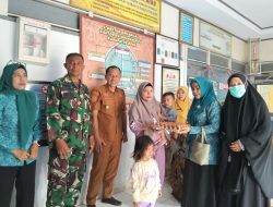 Babinsa Koramil 1407-07/Tanete Riattang Dampingi Tenaga Kesehatan Beri Nutrisi Bagi Bayi Dan Ibu Hamil