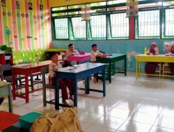 Babinsa Koramil 1407-21/Palakka Laksanakan Pembinaan Wawasan Kebangsaan Di Sekolah Desa Binaan