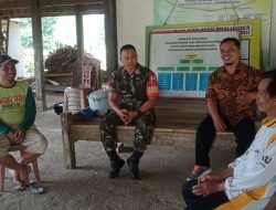 Jaga Kondusifitas Wilayah, Babinsa Koramil 1407-08/Lamuru Rutin Sambangi Warga Binaannya