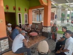 Merajut Kebersamaan, Babinsa Koramil 1407-18/Kajuara Bangun Dialog Hangat Bersama Warga Polewali