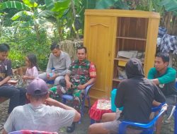 Bincang Santai, Jaga Hubungan Baik Babinsa Koramil 02/Dua Boccoe Kodim Bone Laksanakan Komsos Dengan Warga Binaan