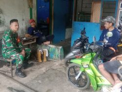 Babinsa Koramil 1407-20/Bontocani Pastikan Situasi Wilayah Kondusif Melalui Komunikasi Sosial