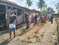 Tradisi Gotong Royong Tetap Hidup, Babinsa Koramil 03/Cenrana Kodim 1407/Bone Jadi Motor Penggerak Kebersihan
