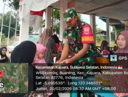 Percepat Penurunan Stunting, Babinsa Koramil 1407-18/Kajuara Dampingi Kegiatan Posyandu Di Desa Buareng