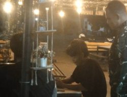 Babinsa Kodim 1407/Bone Siaga Penuh, Jaga Kondusifitas Pusat Keramaian