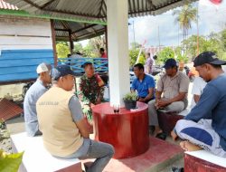 Babinsa Koramil 15/Mare Kodim 1407/Bone Aktif Jalin Komunikasi Sosial Demi Stabilitas Wilayah Binaan