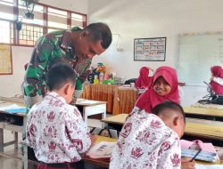 Kawal Masa Depan Bangsa, Babinsa Koramil 1407-17/Salomekko Kodim Bone Tanamkan Disiplin Dan Semangat Di Pancaitanah