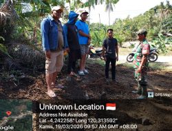 Perkuat Kemanunggalan TNI-Rakyat, Babinsa Koramil 03/Cenrana Kodim Bone Gelar Komsos Di Desa Lebongnge