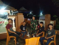 Sentuhan Humanis Babinsa Kodim 1407/Bone : Rangkul Kawula Muda Jaga Kamtibmas Malam Hari