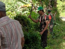 Kompak! Babinsa Koramil 1407-20/Bontocani Kodim Bone Bersama Warga Kahu Sulap Lingkungan Jadi Bersih Dan Asri
