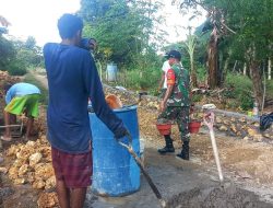 Gotong Royong Di Desa Watu : Upaya Babinsa Koramil 1407-03/Cenrana Jaga Kenyamanan Masyarakat Dusun III