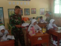 Babinsa Koramil 05/Ulaweng Kodim 1407/Bone Aktif Bentuk Karakter Pelajar Tanamkan Nilai Kedisiplinan Sejak Dini
