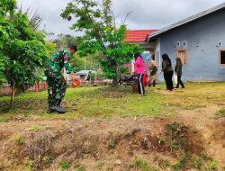 Perkuat Budaya Gotong Royong, Babinsa Ramil 10 Ponre Kodim 1407/Bone Dan PKK Gelar Kerja Bakti Di Desa Salebba