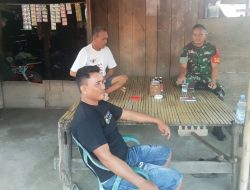 Rawat Kemanunggalan TNI Dan Rakyat, Babinsa Koramil 01Ajangale Kodim 1407/Bone Sambangi Warga Labissa