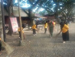 Gerakan Nyata Peduli Lingkungan, Babinsa Lapri Kodim 1407/Bone Dan Masyarakat Bengo Bersihkan Wilayah Desa