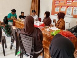 Perkuat Kemitraan Teritorial, Babinsa Ramil Dua Boccoe Kodim 1407/Bone Sambangi Perangkat Desa Sailong