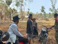 Jaga Kedekatan Dan Kondusivitas Wilayah, Babinsa Koramil 10 Ponre Kodim 1407/Bone Gelar Komsos Di Tellu Boccoe